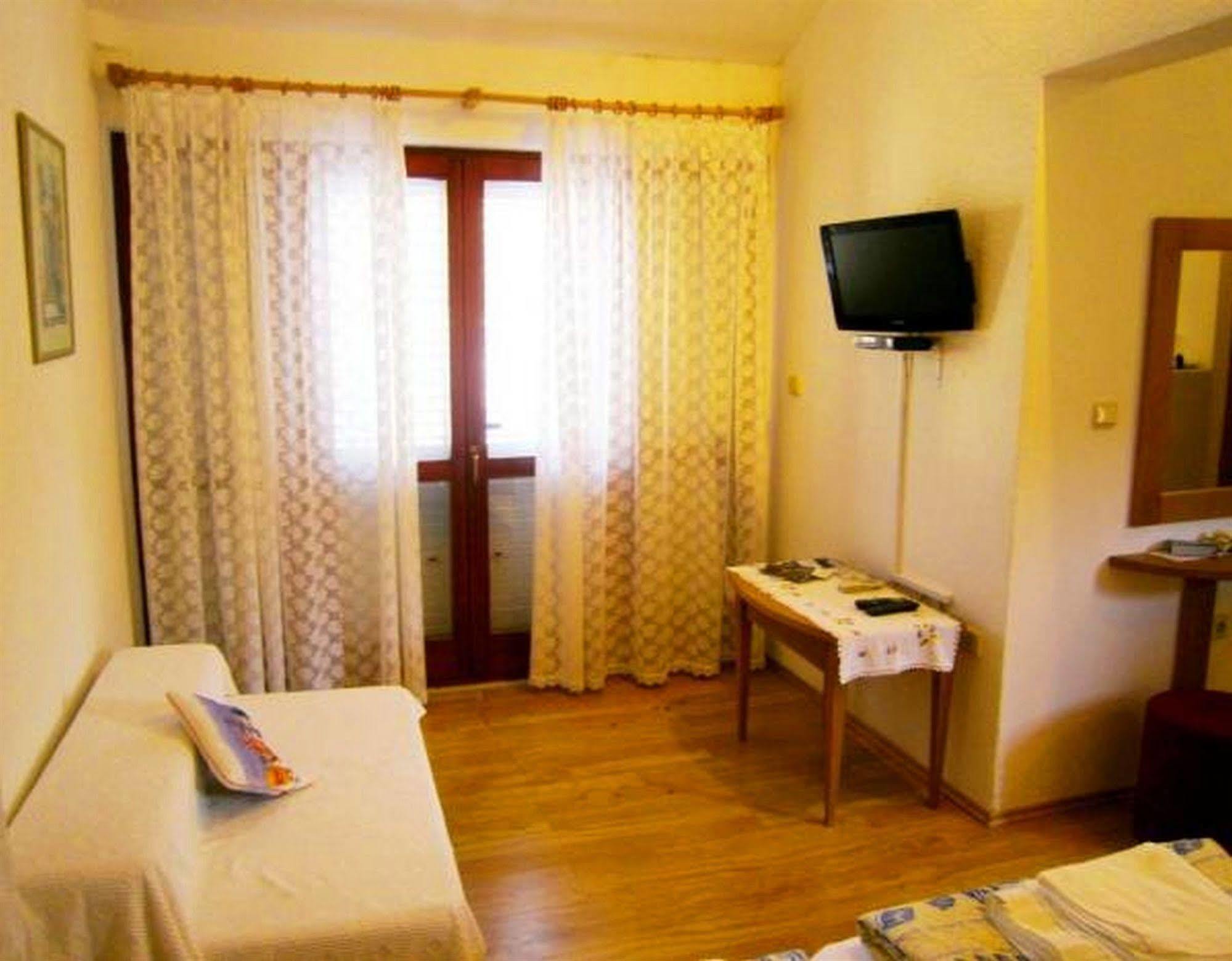 Villa Adria Slano Esterno foto