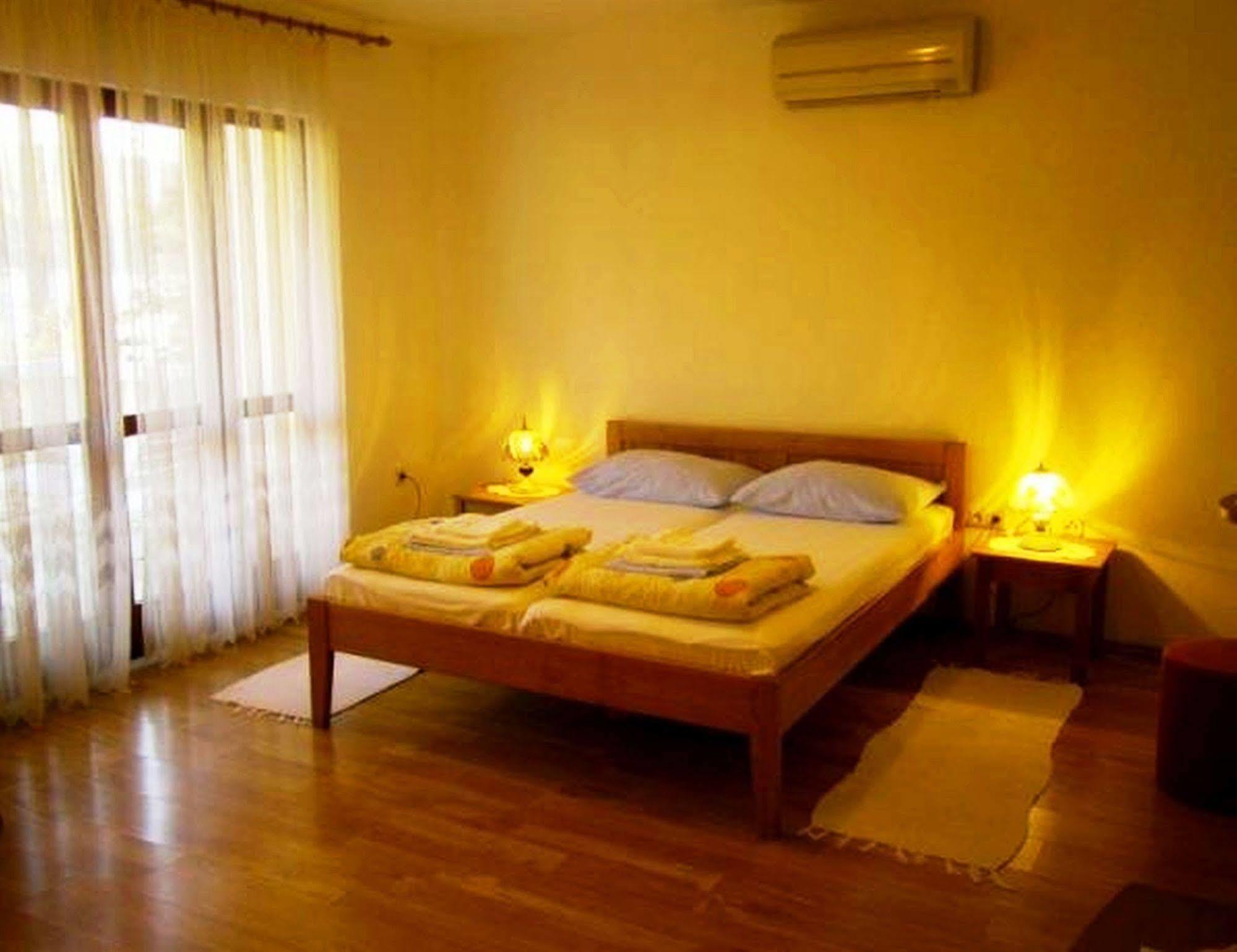 Villa Adria Slano Esterno foto
